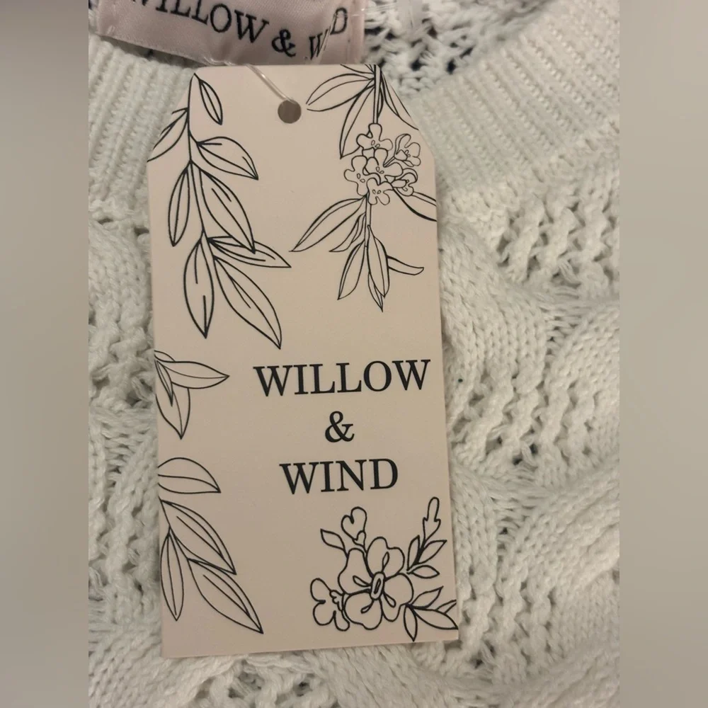 Chic White Cable Knit Cropped Sweater - Picture 8 of 9